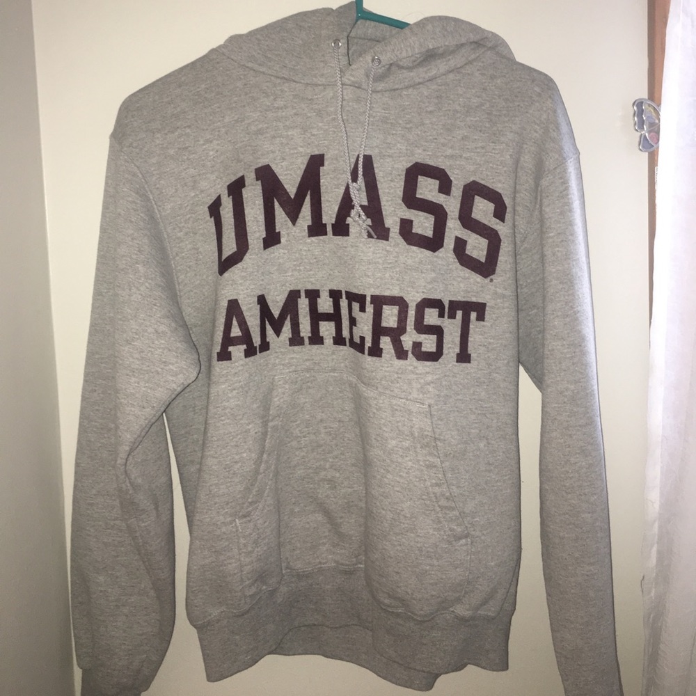 UMASS Amherst Grey Sweatshirt
